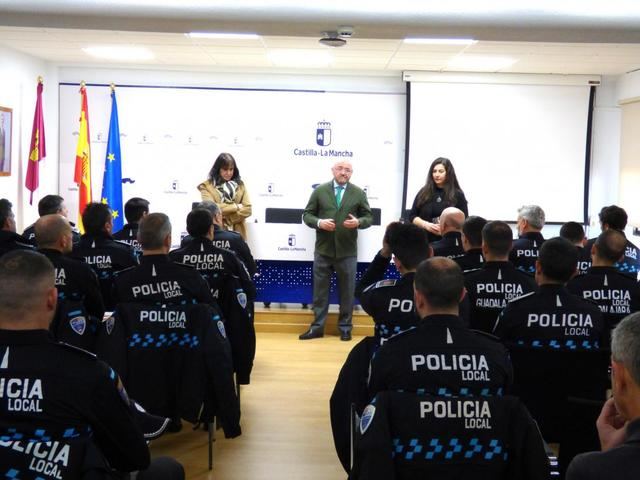 Un total de 28 policías locales de CLM inician su ascenso a categorías superiores