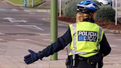 CLM rebaja la estatura mínima exigida a mujeres en la Policía Local