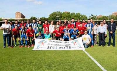 El C.F. Talavera cierra la temporada con una locura de partido ante el Villarrobledo (5-5)