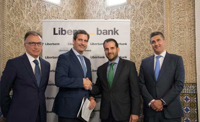 Liberbank pone a disposición de las empresas asociadas a FEDETO una línea de financiación de hasta 50 millones