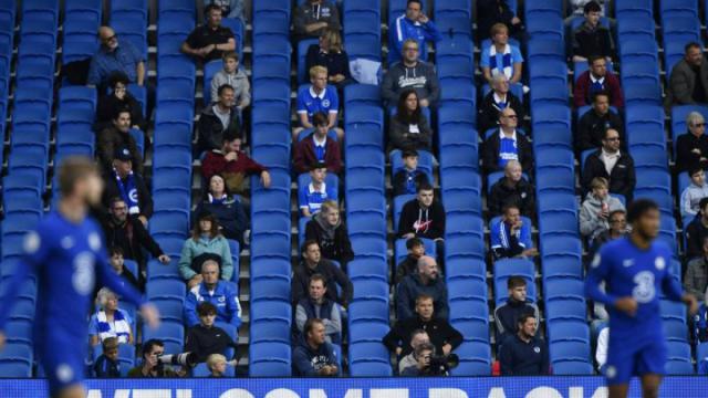 Ya hay público en el fútbol, al menos en Inglaterra