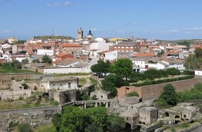 IDEAS PARA UN DESCONFINAMIENTO RURAL | Puente del Arzobispo, donde el barro se hace arte