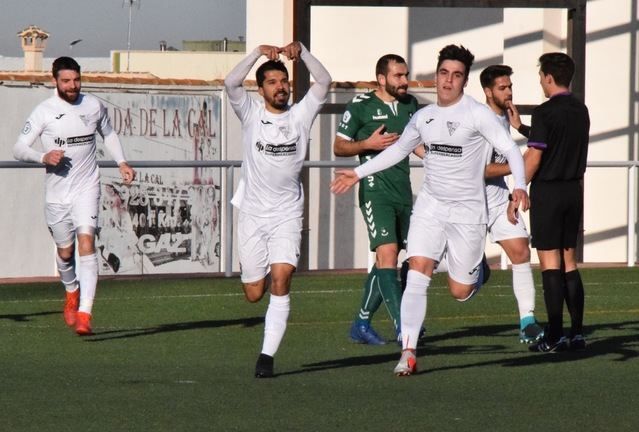 Kike Aragón festejando un gol. Foto: PEPE SEGUIDO