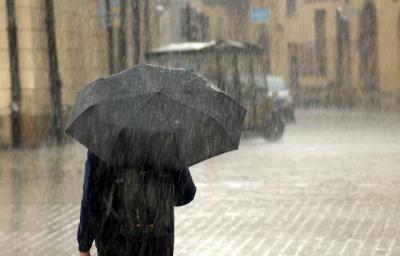 Cambio brusco del tiempo: lluvia, viento y frío en Semana Santa