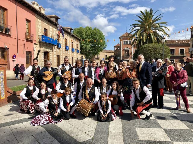 Talavera celebra el tradicional Pregón del Leño Florido que da inicio a las Mondas