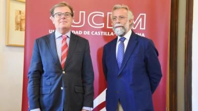 Hernando acusa al rector de la UCLM de "mercadear" carreras con alcaldes del PP