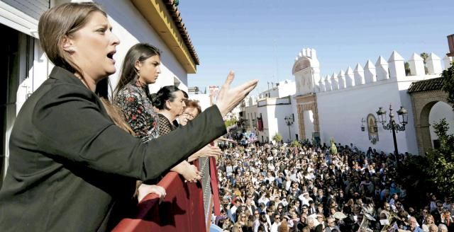 Sevilla se queda sin saetas, sin pasos y sin procesiones