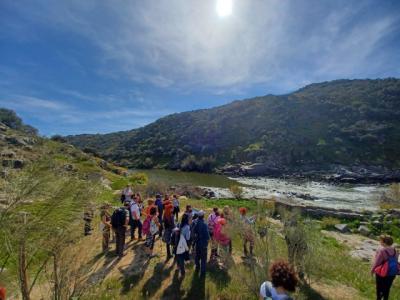 Las rutas de piragüismo y senderismo están siendo un éxito