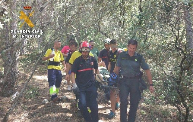 Guardia Civil rescata a un senderista accidentado en la senda que lleva al nacimiento del río Mundo en Riópar