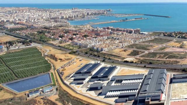 El Gobierno de España conectará las desaladoras de levante para duplicar el agua desalada