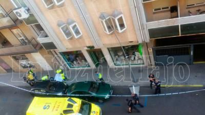 Muere un hombre tras precipitarse desde un balcón en Talavera