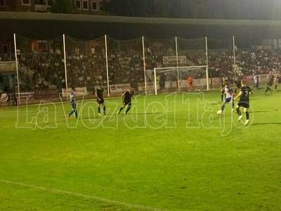 El CF Talavera gana al Antequera 3-1 y sigue soñando en la Copa del Rey