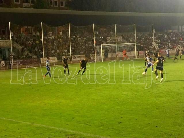 El CF Talavera gana al Antequera 3-1 y sigue soñando en la Copa del Rey