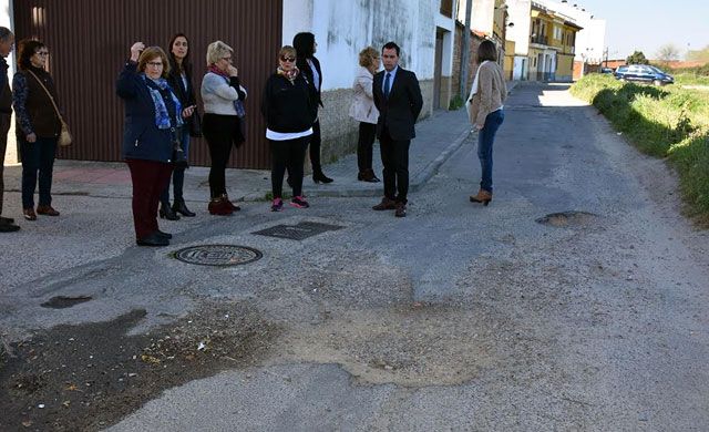 PSOE lleva a Pleno la limpieza y asfaltado de Patrocinio