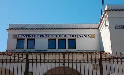 Se preguntan si la anterior empresa arrendataria del mercado de abastos contaba con licencia de obra