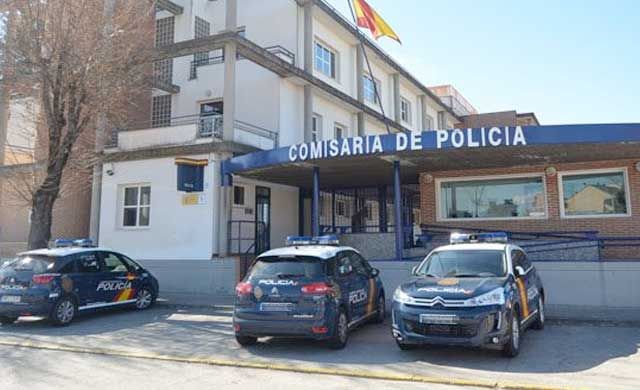 Detenido en Talavera tras intentar robar en una tienda amenazando al propietario con un destornillador