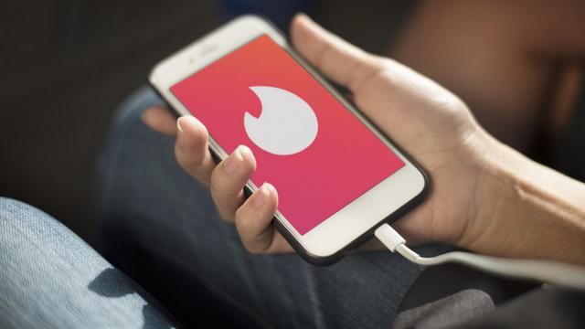 CUIDADO | Alerta por una estafa a usuarios de Tinder y otras apps de citas