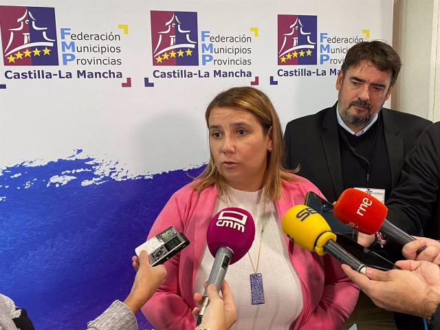 Tita García asegura que deja la presidencia de la FEMP “contenta” por el trabajo hecho