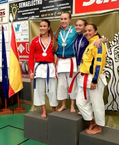 Los karatecas torrijeños logran tres oros y un bronce en el Trofeo Internacional (fotos)