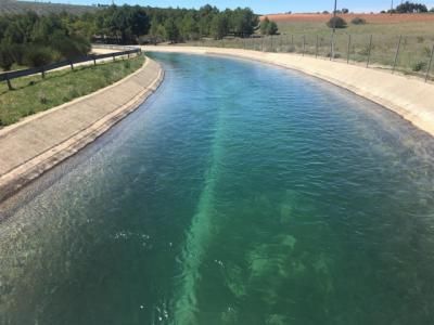 Los Ribereños achacan el trasvase a la "avaricia" del SCRATS y urgen a auditar el uso del agua