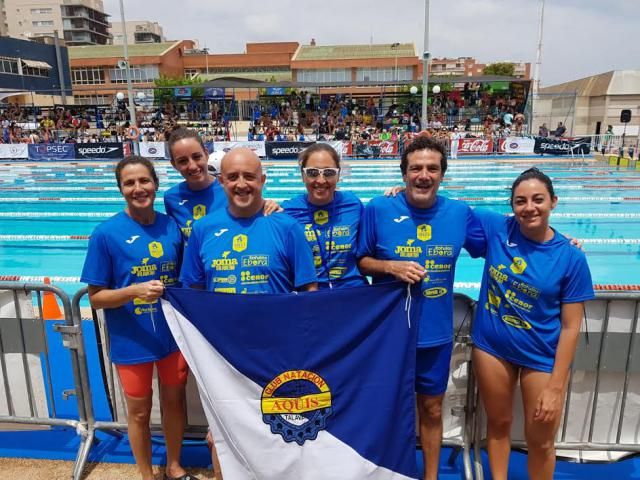 Sobresaliente papel de la sección Máster del CN Aqüis en el Campeonato de España de Natación de Verano