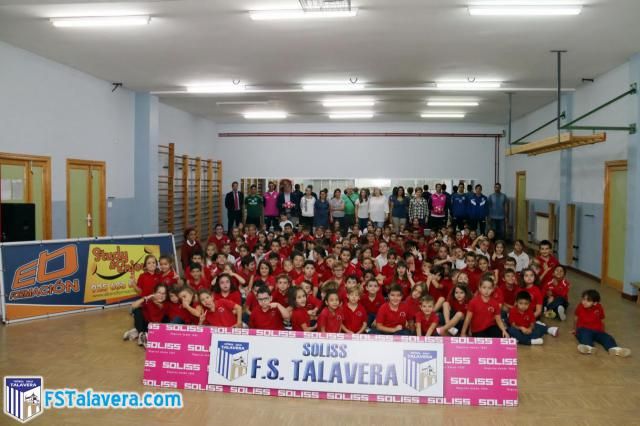 La iniciativa 'Aula Fútsal' del FS Talavera arranca el curso en el Colegio 'Clemente Palencia'