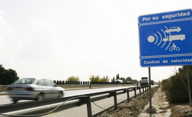 Esta es la velocidad exacta a la que saltan los radares, lo desvela la Guardia Civil