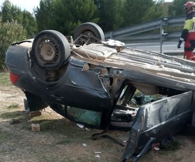 Dos accidentes dejan a dos personas atrapadas en Tembleque y Madridejos