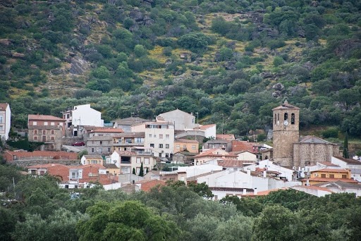 Vota por Castillo de Bayuela y conviértelo 'El Pueblo Más Bonito de Castilla-La Mancha 2024'