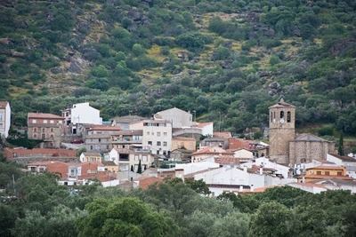 Vota por Castillo de Bayuela y conviértelo "El Pueblo Más Bonito de Castilla-La Mancha 2024"