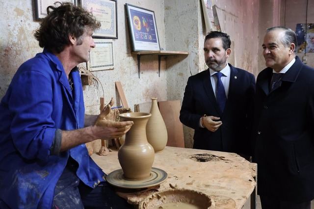 Talavera honrará a España con un zócalo de cerámica, donde se instalará 'una gran bandera'