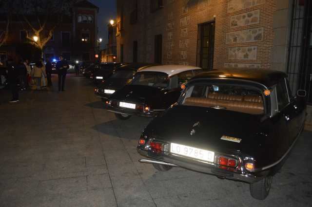 Los Citroën DS “Tiburón” deslumbran en Talavera de la Reina en su segunda etapa de la vuelta a España