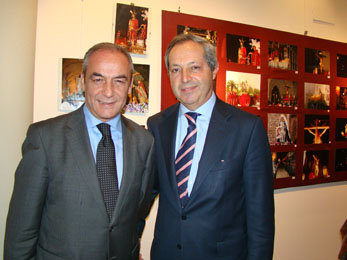 Rivas y García-Loarte durante la jornada inaugural de la muestra. (Foto: LVDT)