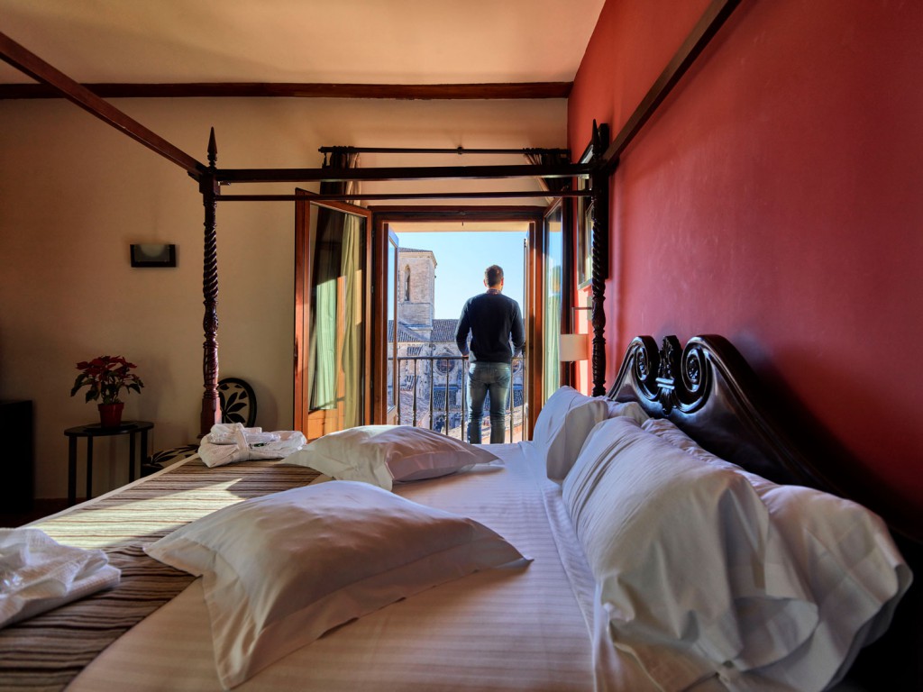 ( Hotel Convento del Giraldo, en Cuenca / red de Hospederías de CLM)